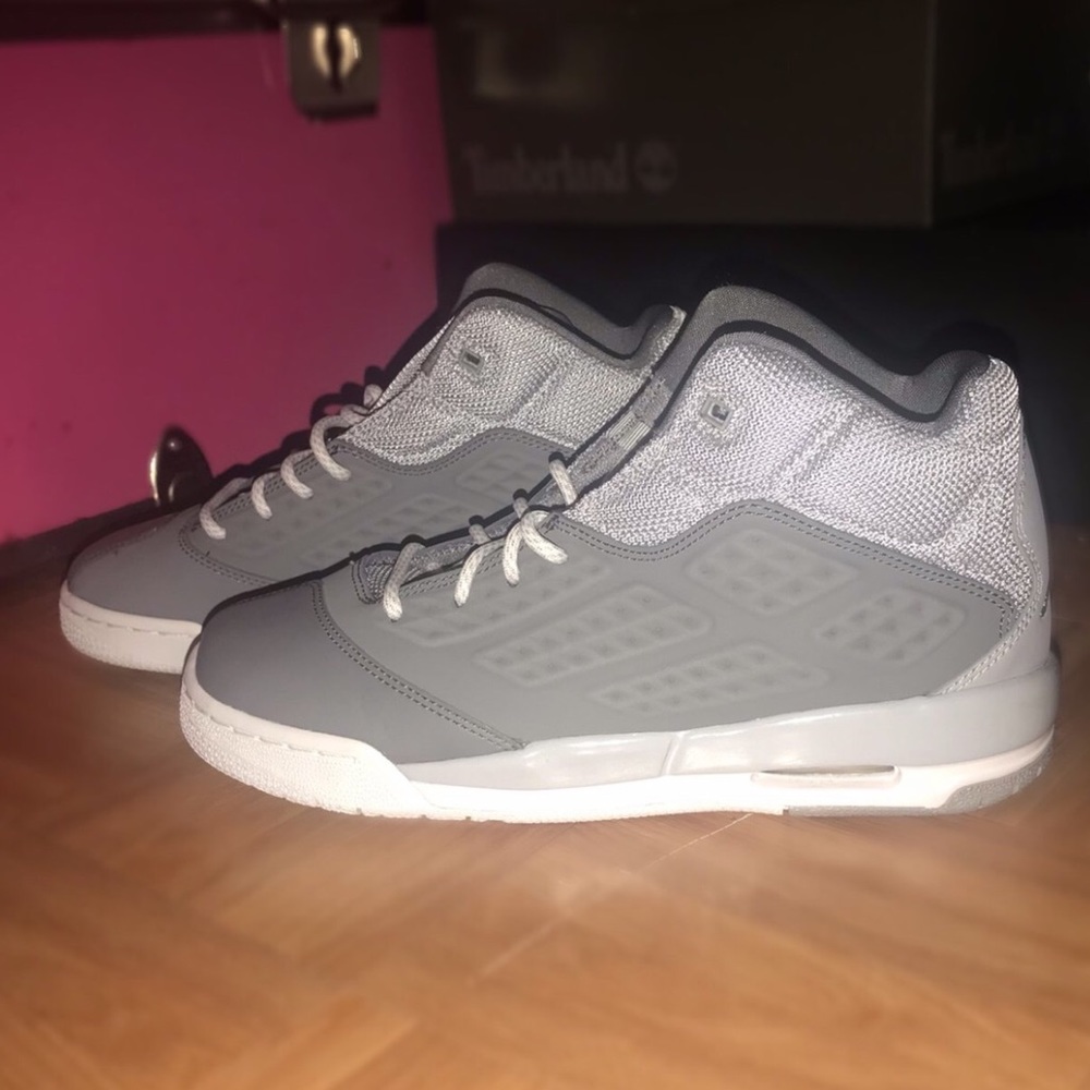 Jordan’s New School Grey
